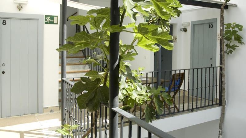 Отель La Botica De Vejer Вьер де ла Фронтера Экстерьер фото